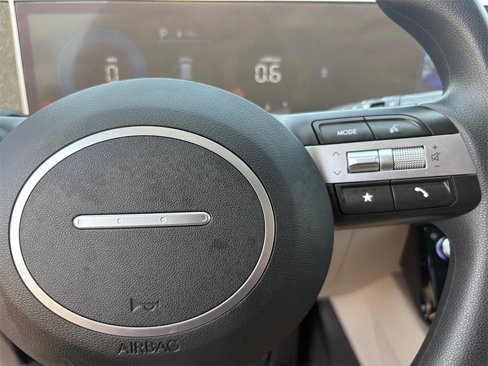 Used 2025 Hyundai Tucson SEL image 26