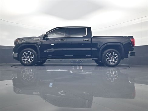 Used 2023 GMC Sierra 1500 SLT w/ SLT Premium Package image 28