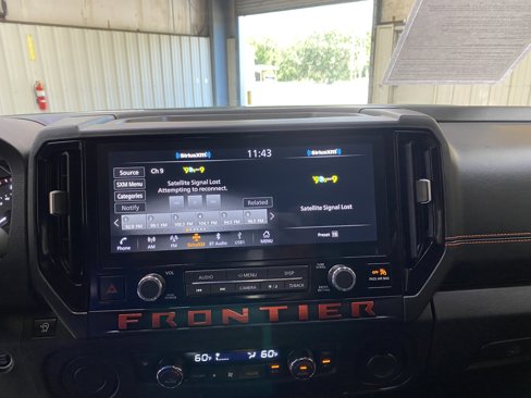 Used 2025 Nissan Frontier Pro-X w/ Tow Package image 36