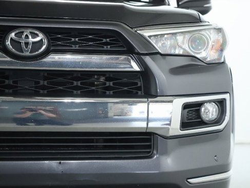 Used 2016 Toyota 4Runner Limited image 8