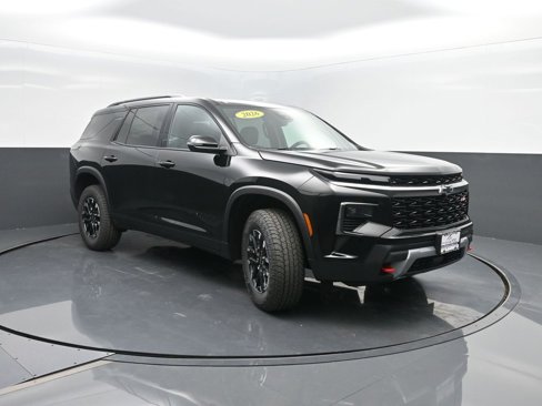New 2026 Chevrolet Traverse Z71 w/ Driver Confidence Package image 4