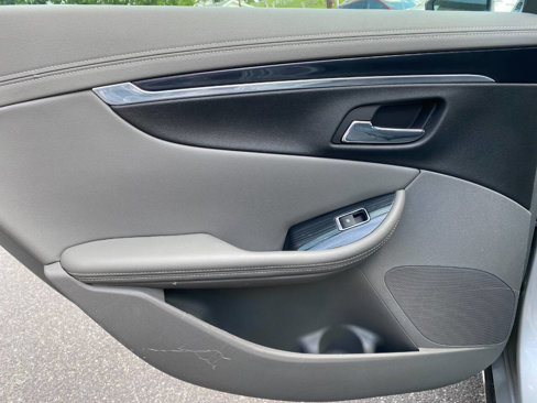 Used 2018 Chevrolet Impala LS image 23
