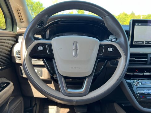 Used 2021 Lincoln Corsair AWD image 10