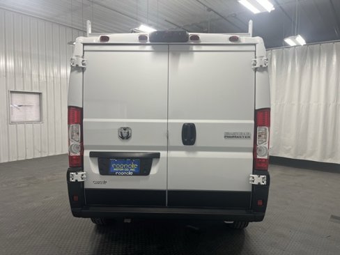 Used 2025 RAM ProMaster 2500 w/ Premium Convenience Group image 8
