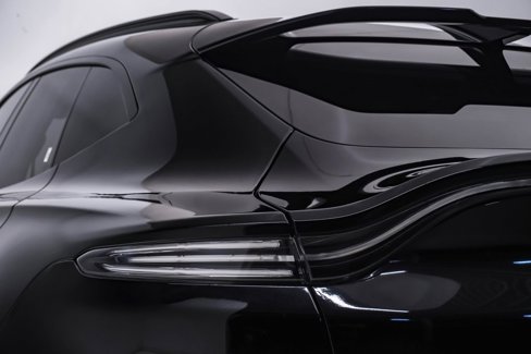 Used 2025 Aston Martin DBX 707 image 13