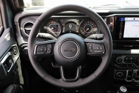 New 2025 Jeep Gladiator Sport image 22