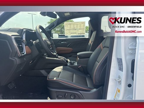 New 2025 GMC Canyon AT4 w/ Technology Plus Package image 18