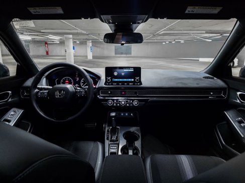 Used 2025 Honda Civic Sport image 3