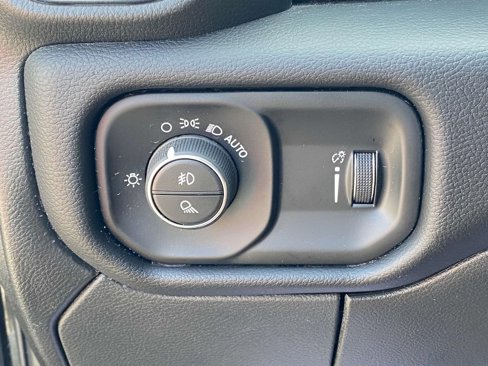 New 2025 RAM 2500 Big Horn image 31