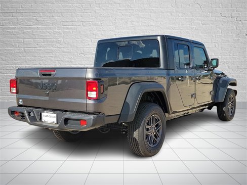 New 2025 Jeep Gladiator Sport image 4