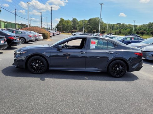 New 2026 Toyota Camry SE image 4