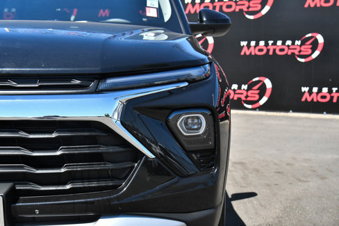 Used 2024 Chevrolet TrailBlazer LT w/ Driver Confidence Package image 11