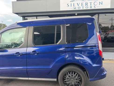 Used 2018 Ford Transit Connect XLT image 8