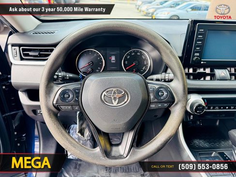 Used 2021 Toyota RAV4 XLE image 32