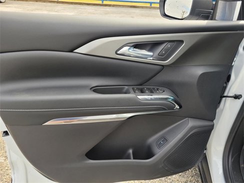 New 2026 Chevrolet Traverse LT w/ LPO, Floor Liner Package image 11