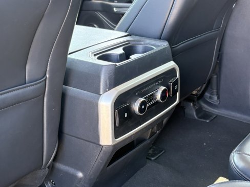 Used 2024 Ford Expedition Max XLT image 22