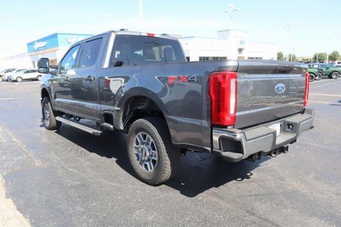 New 2025 Ford F250 XLT w/ FX4 Off-Road Package image 21