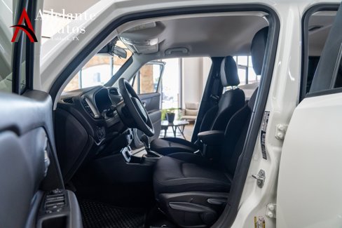 Used 2023 Jeep Renegade Latitude image 7