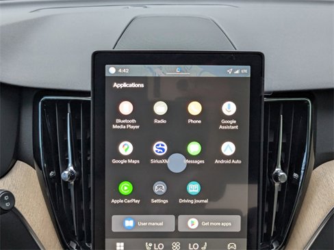 New 2026 Volvo XC60 B5 Plus w/ Climate Package image 19
