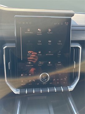Used 2025 GMC Acadia Elevation image 15