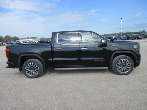 New 2026 GMC Sierra 1500 Denali Ultimate image 3