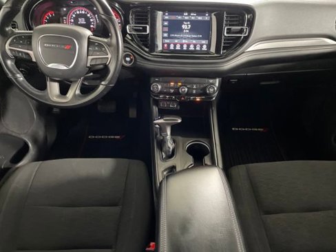 Used 2021 Dodge Durango SXT image 2