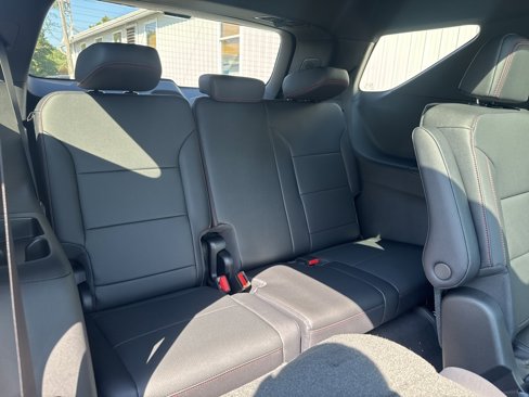 New 2026 Chevrolet Traverse Z71 w/ Driver Confidence Package image 22