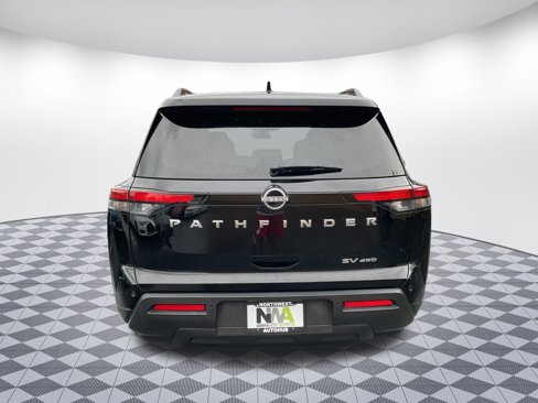 Used 2024 Nissan Pathfinder SV image 4