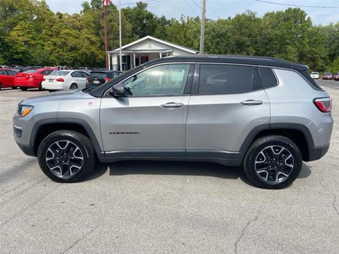 Used 2019 Jeep Compass Trailhawk image 2
