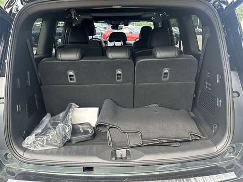 New 2025 Nissan Armada PRO-4X image 33