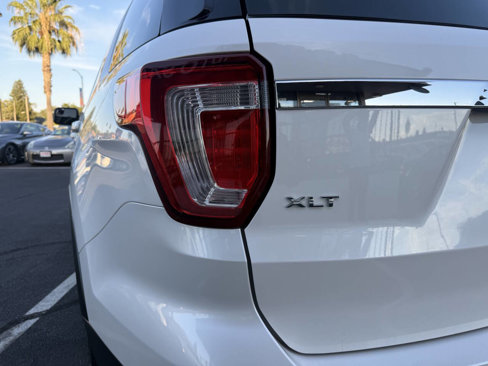 Used 2016 Ford Explorer XLT w/ Equipment Group 202A image 29