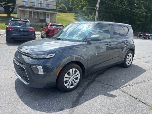 Used 2021 Kia Soul LX image 3