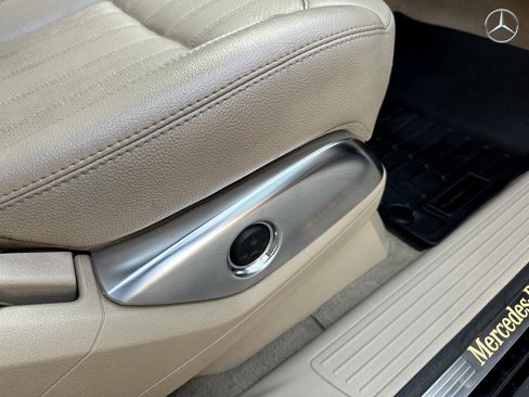 Used 2013 Mercedes-Benz GL 450 4MATIC image 39