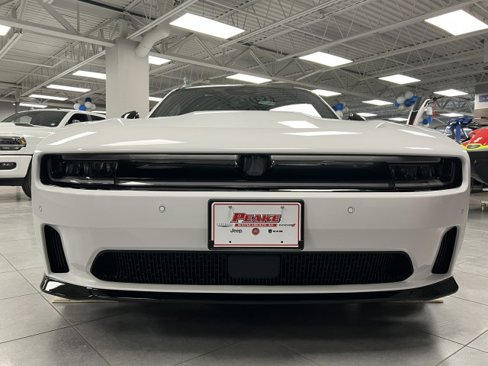 New 2024 Dodge Charger R/T w/ Plus Group image 3