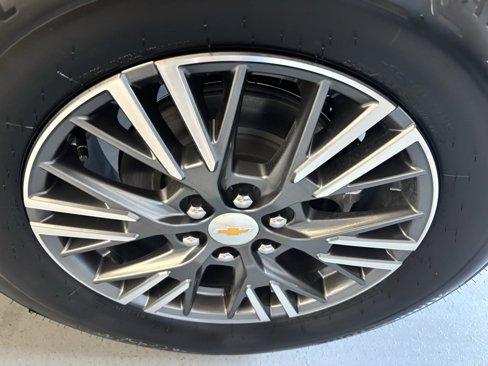 New 2026 Chevrolet Traverse LT w/ Driver Confidence Package image 8