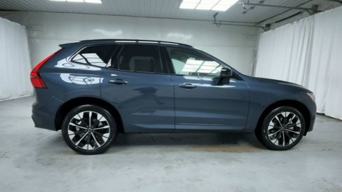 New 2026 Volvo XC60 B5 Plus w/ Climate Package image 23