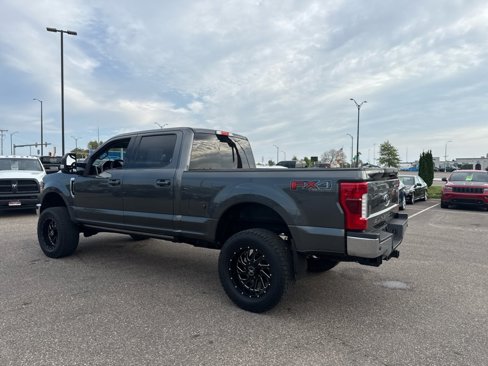 Used 2019 Ford F250 Lariat w/ Lariat Ultimate Package image 3