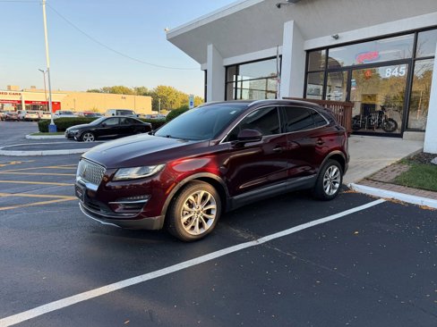 Used 2019 Lincoln MKC Select w/ MKC Climate Package image 3