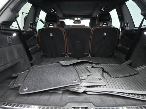 Used 2024 Volvo XC90 B6 Plus w/ Protection Package Premier image 31