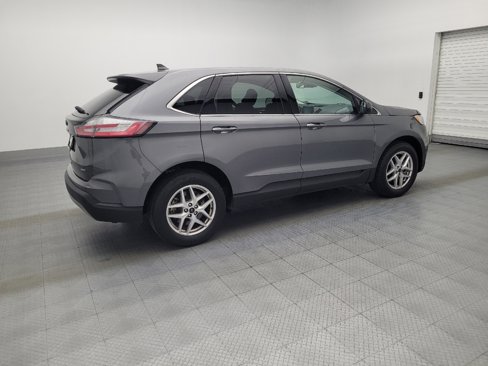 Used 2024 Ford Edge SEL image 10