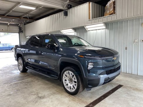 New 2026 Chevrolet Silverado EV LT image 3