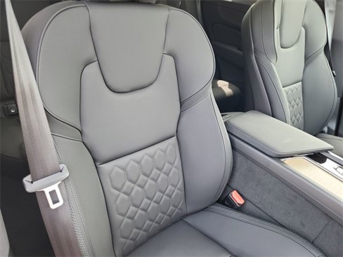 New 2026 Volvo XC60 T8 Plus w/ Climate Package image 19
