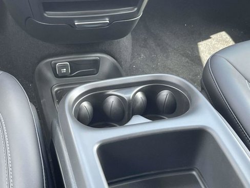 New 2026 Chrysler Voyager LX image 16
