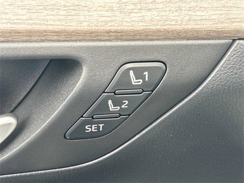 Used 2025 Toyota Grand Highlander FWD image 26