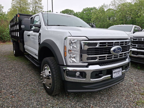 New 2025 Ford F550 4x4 Supercab Super Duty image 3