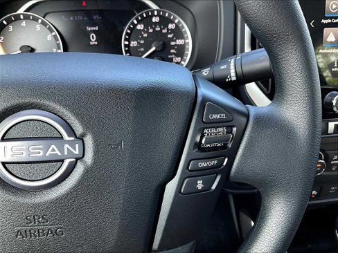 Certified 2025 Nissan Frontier SV image 23