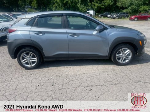 Used 2021 Hyundai Kona SE image 2