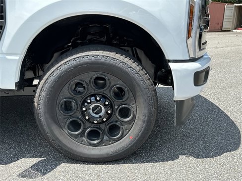 New 2025 Ford F350 Lariat w/ Lariat Ultimate Package image 12