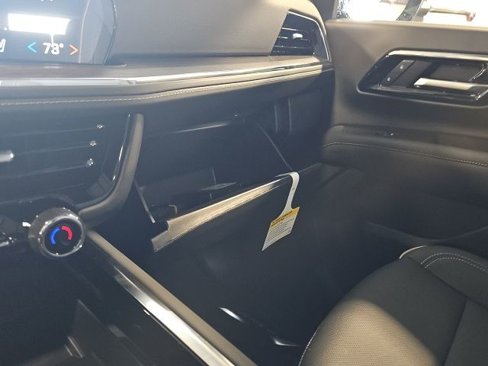 New 2026 Chevrolet Suburban Premier image 51