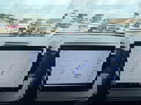New 2025 Ford Maverick Lobo image 18